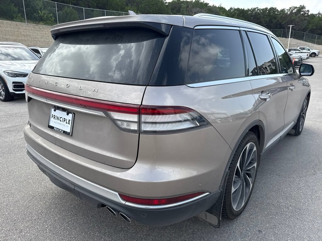 Used 2020 Lincoln Aviator Reserve w/ Equipment Group 202A AWD/4WD image 6