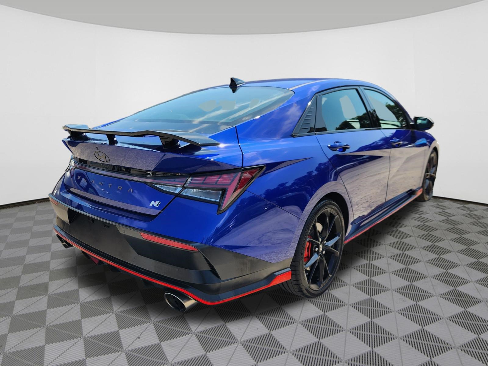 Certified 2024 Hyundai Elantra N FWD image 4