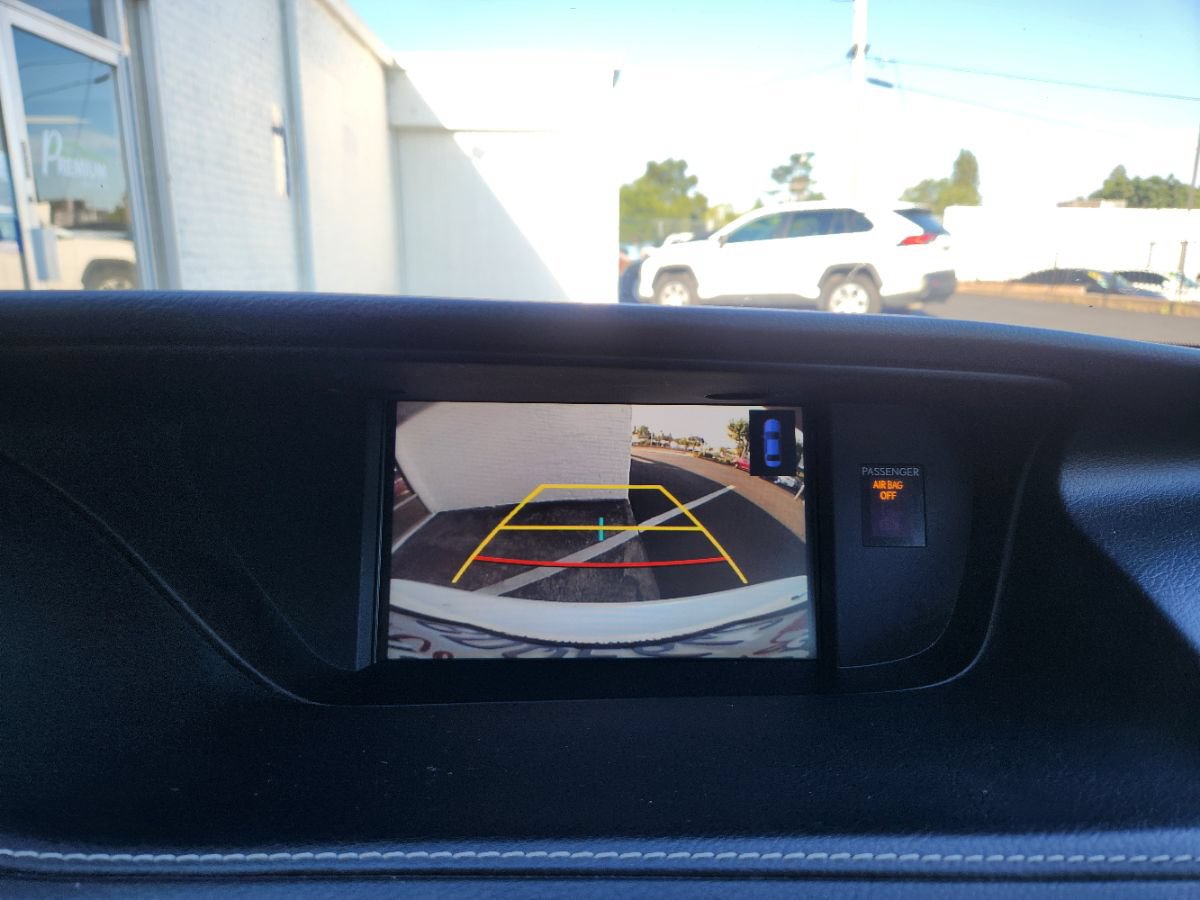 Used 2018 Lexus ES 300h w/ Luxury Package FWD image 14