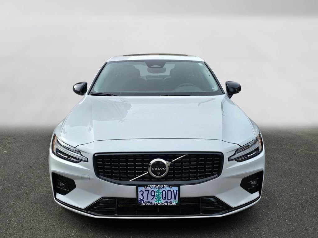 Certified 2024 Volvo S60 B5 Plus FWD image 8