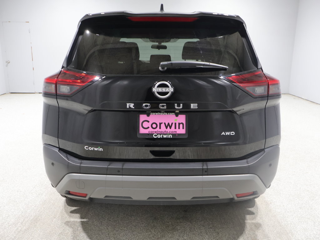 Used 2023 Nissan Rogue S AWD/4WD image 3