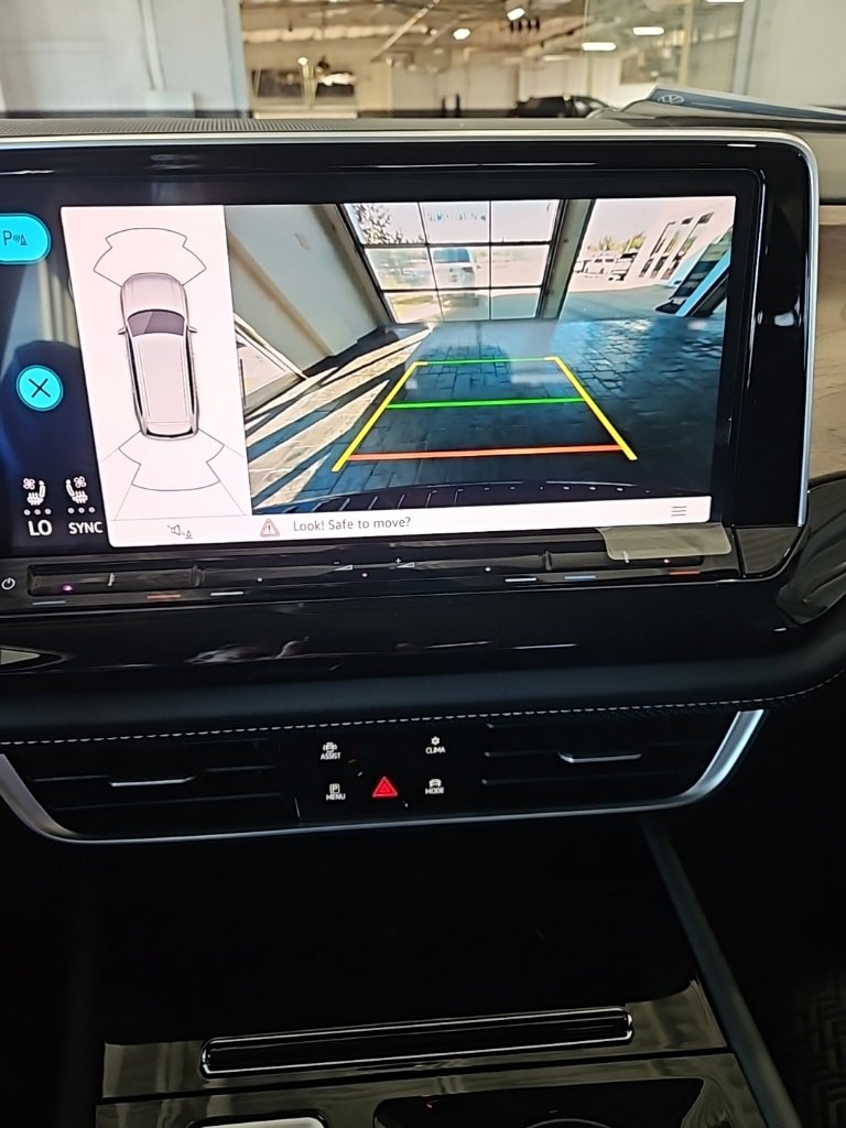 New 2026 Volkswagen Atlas SE image 33