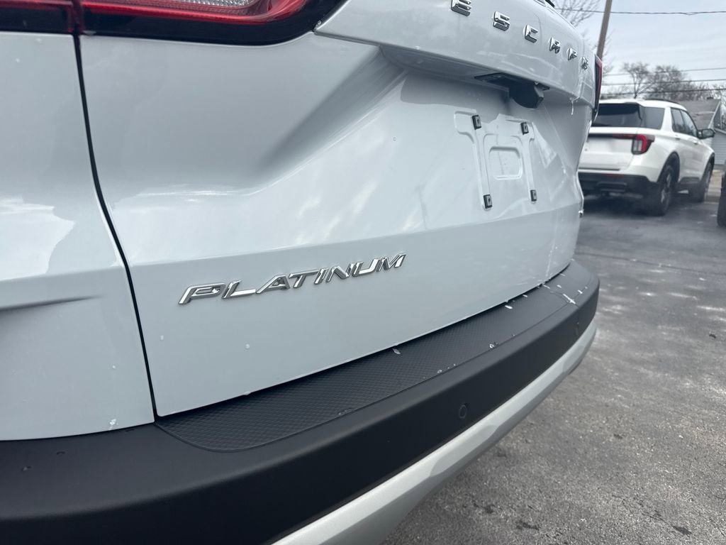 Used 2025 Ford Escape Platinum w/ Premium Technology Package image 11