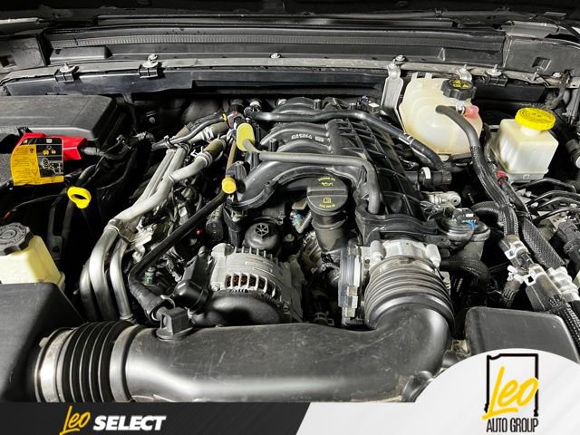 Used 2023 Jeep Gladiator Overland AWD/4WD image 10