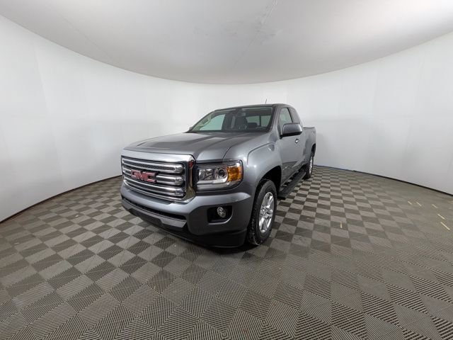 Used 2020 GMC Canyon SLE w/ Driver Alert Package image 25