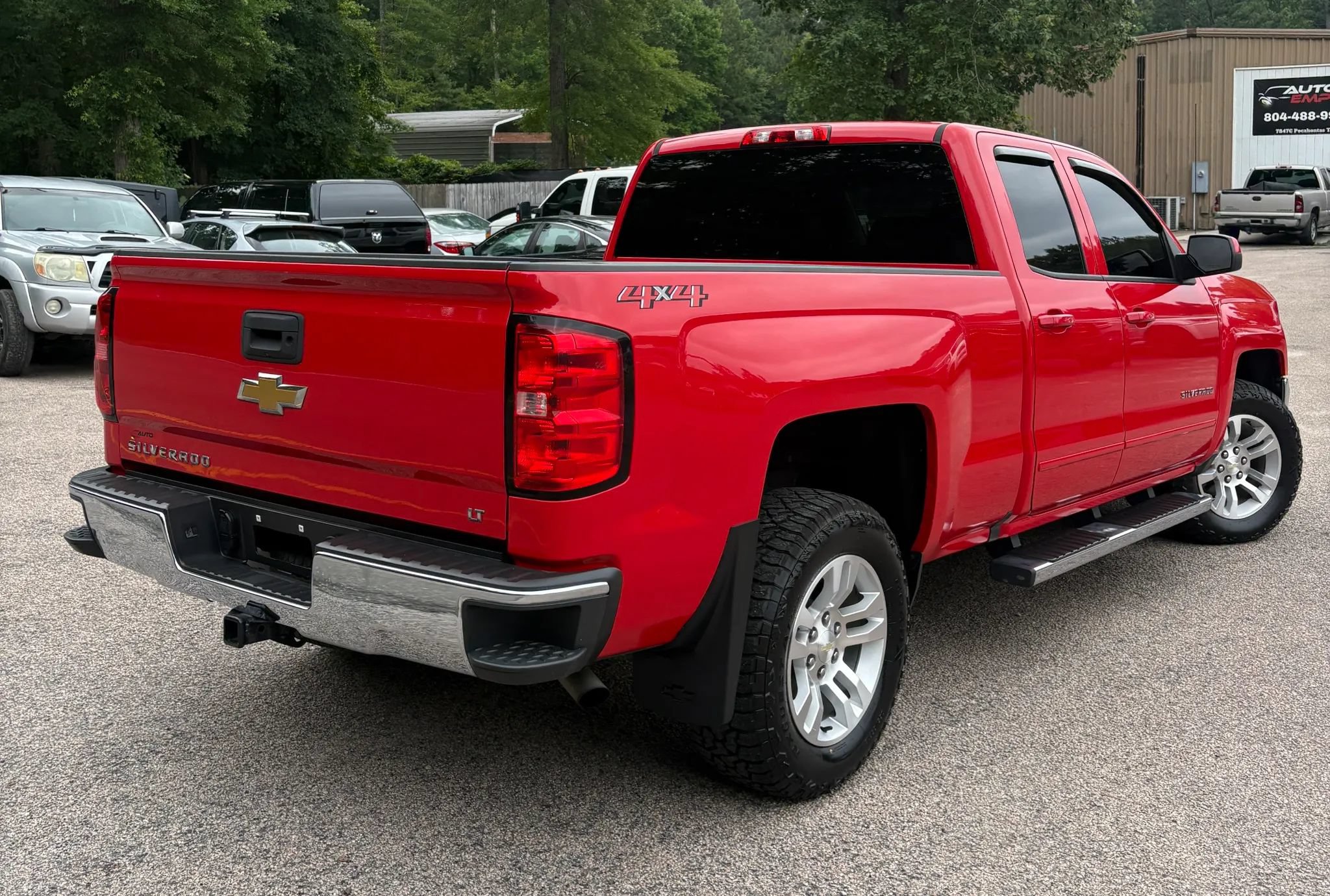 Used 2018 Chevrolet Silverado 1500 LT w/ All Star Edition AWD/4WD image 40