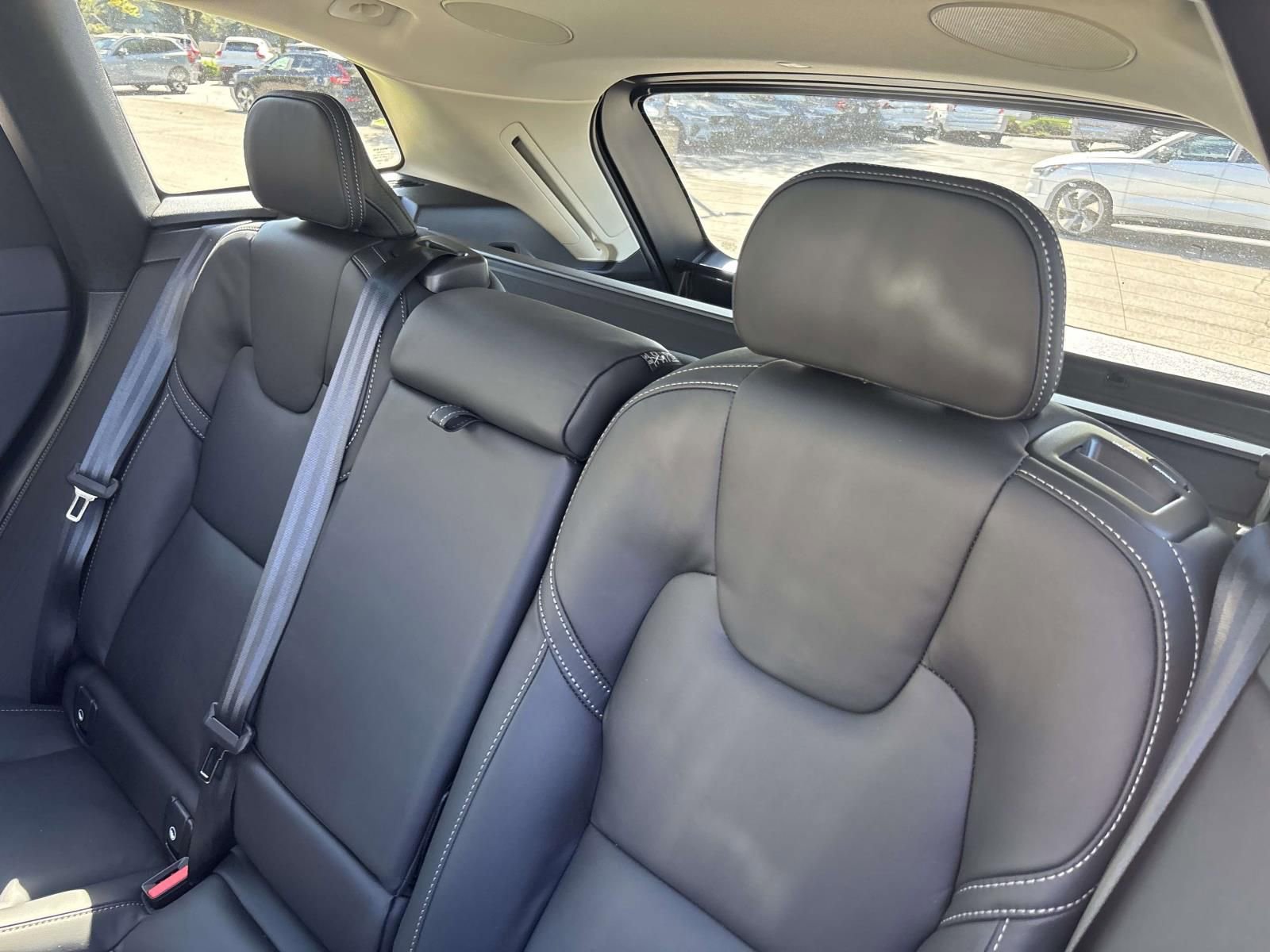 New 2026 Volvo XC60 B5 Ultra w/ Protection Package Premier image 25