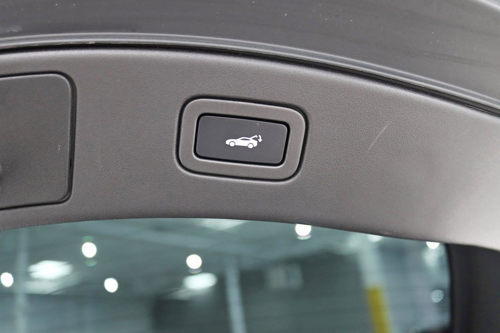 Used 2023 Jaguar F-TYPE R image 35