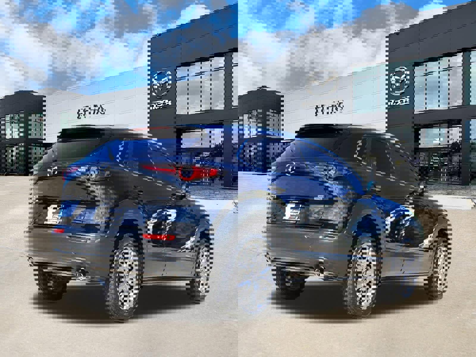 Used 2023 MAZDA CX-30 AWD 2.5 S w/ Preferred Package image 3