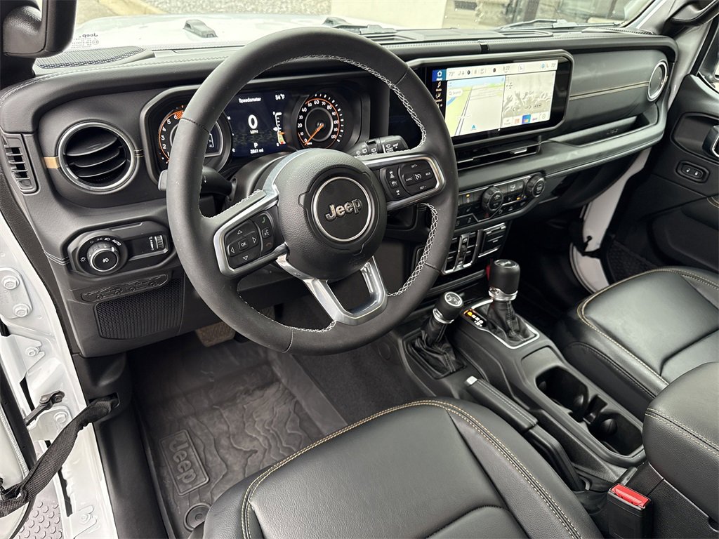 Certified 2025 Jeep Wrangler Sahara w/ Safety Group image 11