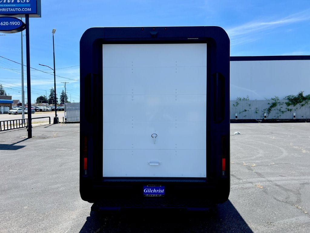 New 2025 Chevrolet Brightdrop 400 w/ Battery Pack, Max Range AWD/4WD image 25