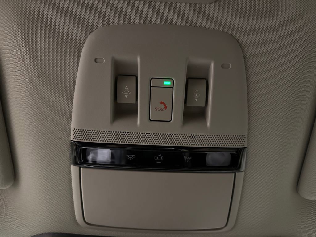 Used 2025 Nissan Armada Platinum w/ Convenience Package image 15