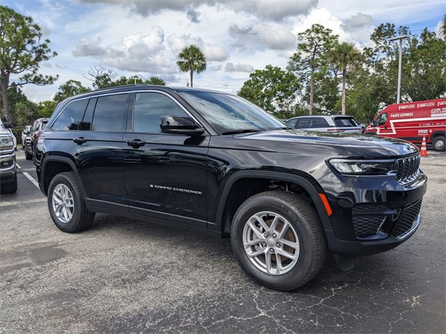 New 2025 Jeep Grand Cherokee Laredo X