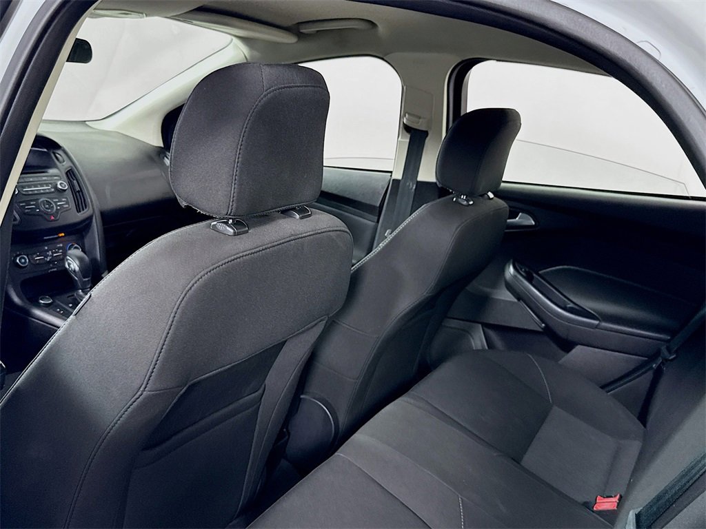 Used 2017 Ford Focus SE w/ Cold Weather Package image 26