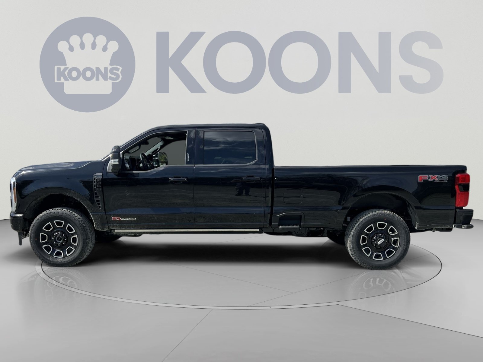 New 2026 Ford F350 4x4 Crew Cab Super Duty image 2