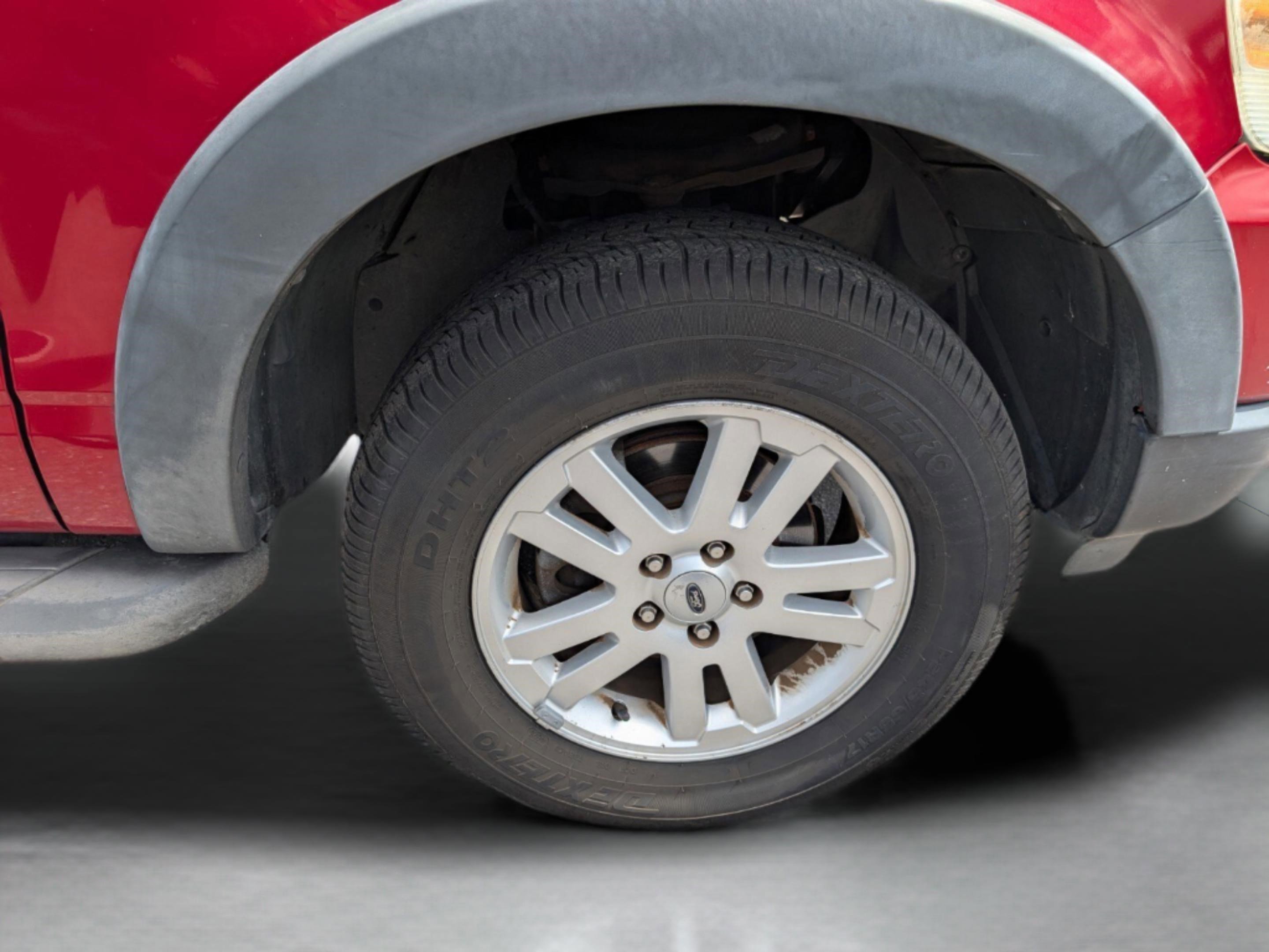 Used 2010 Ford Explorer Sport Trac XLT image 27