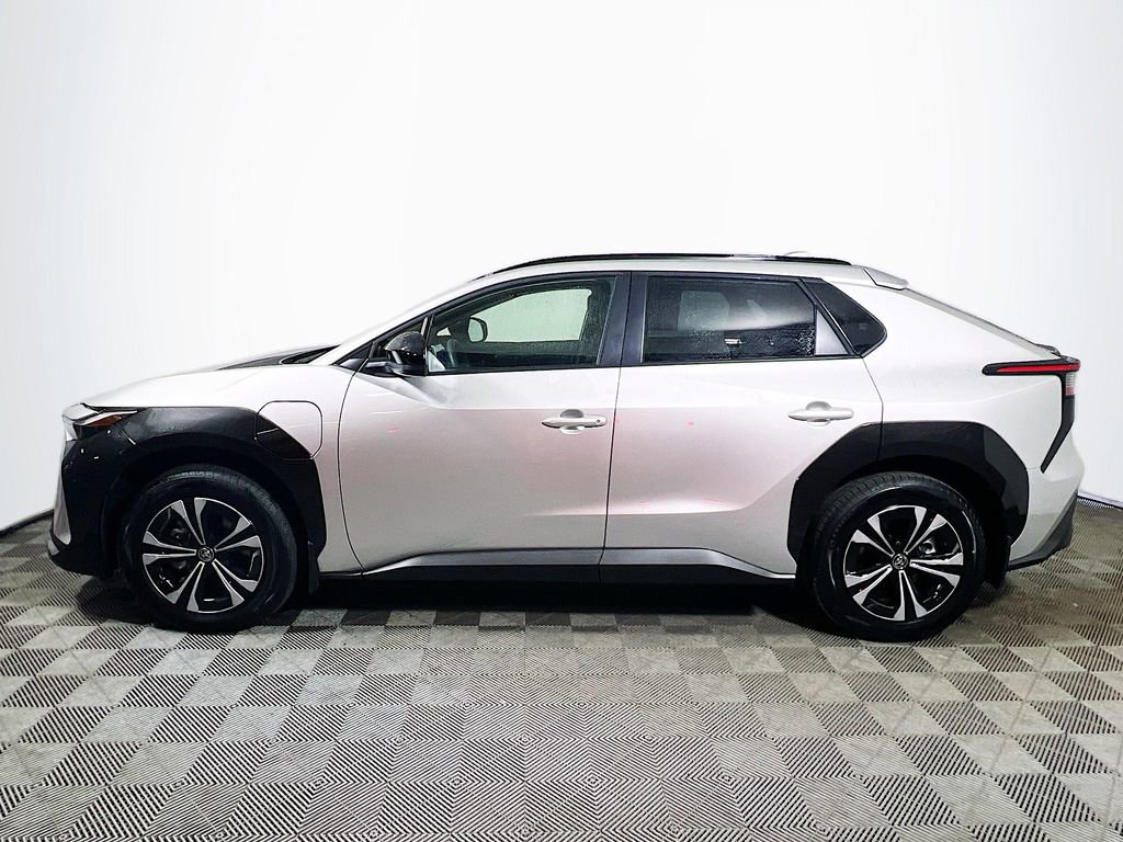 Certified 2025 Toyota bZ4X FWD w/ Weather Package image 5