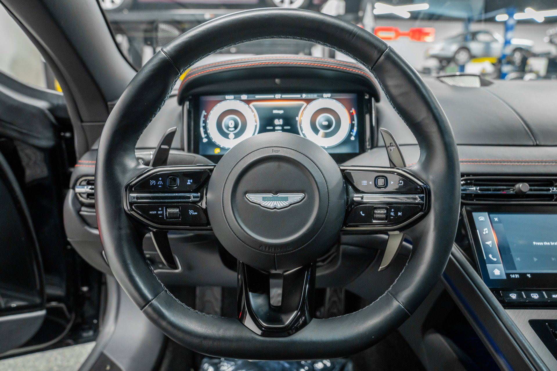 Used 2024 Aston Martin DB12 Coupe image 14