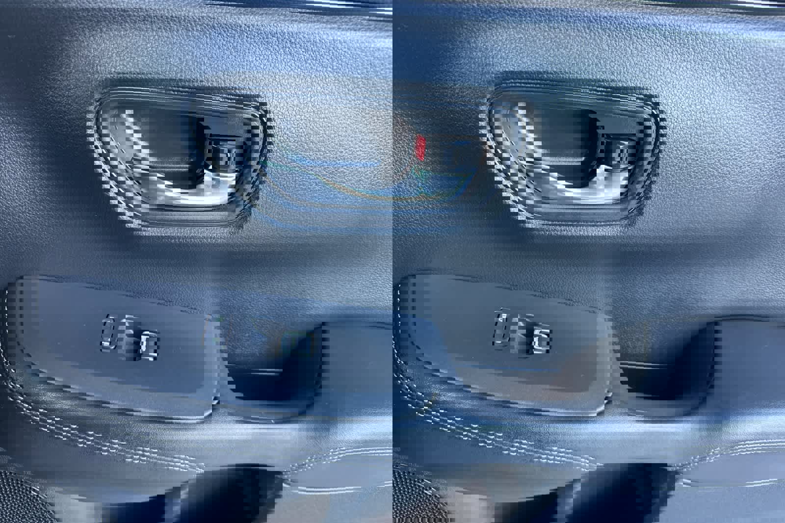 Used 2023 Honda HR-V EX-L image 18