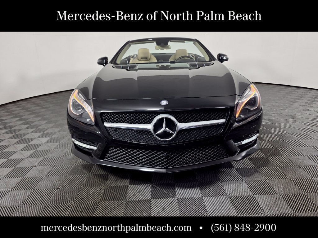 Used 2013 Mercedes-Benz SL 550 image 2