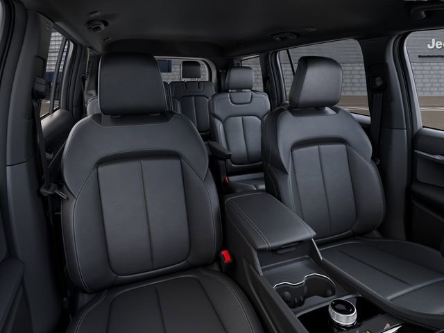 New 2026 Jeep Grand Cherokee L Limited image 16