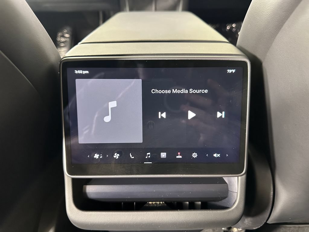 Used 2026 Tesla Model Y AWD image 28