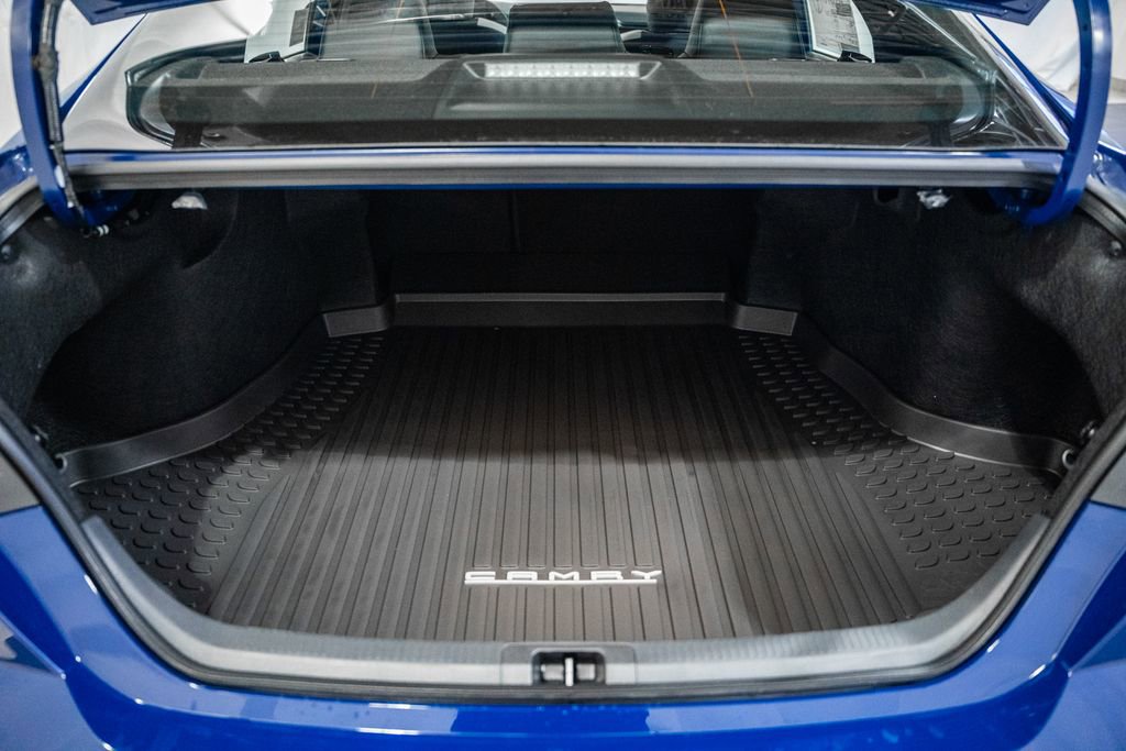 New 2026 Toyota Camry SE image 10