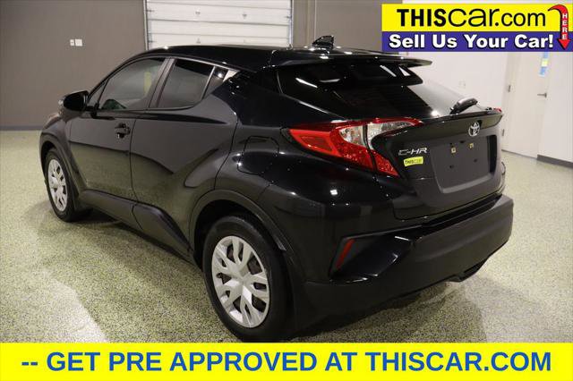 Used 2021 Toyota C-HR LE image 5