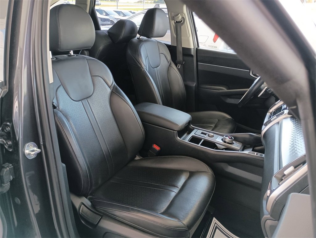 Used 2021 Kia Sorento S image 31