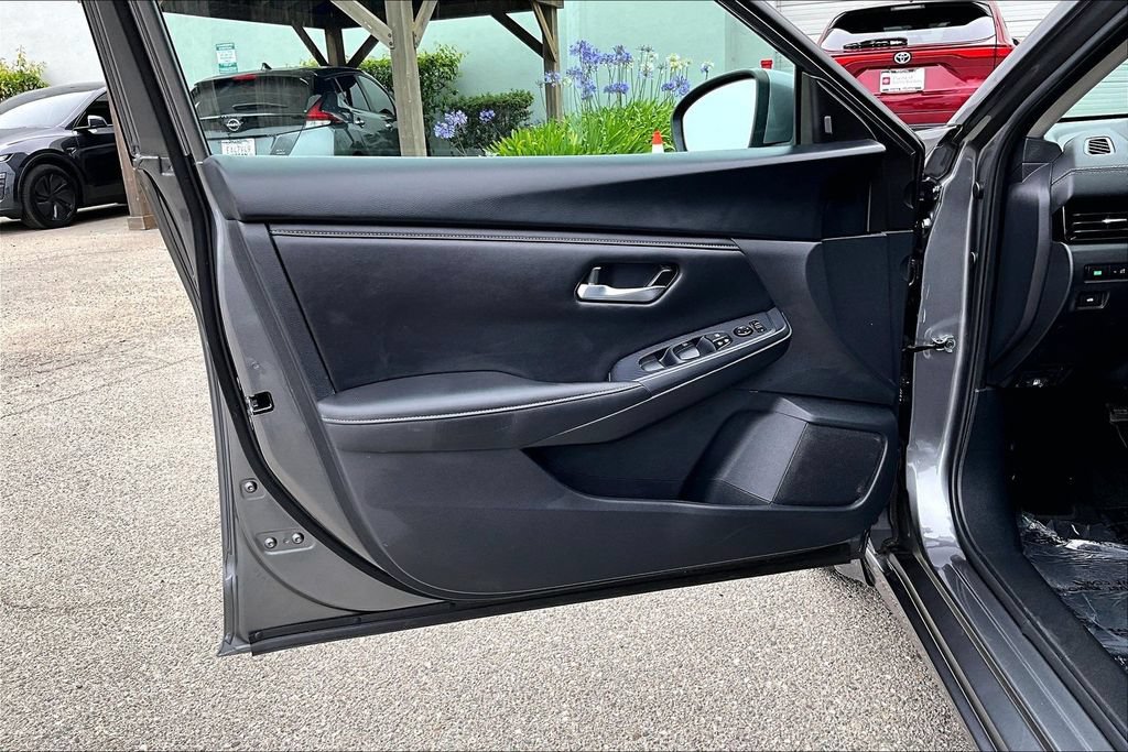 Used 2023 Nissan Sentra SV w/ All-Weather Package FWD image 20