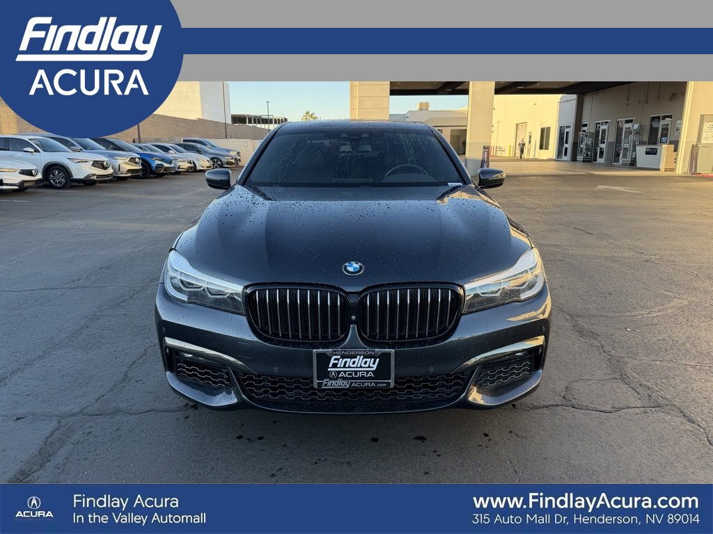 Used 2019 BMW 740i w/ M Sport Package image 8