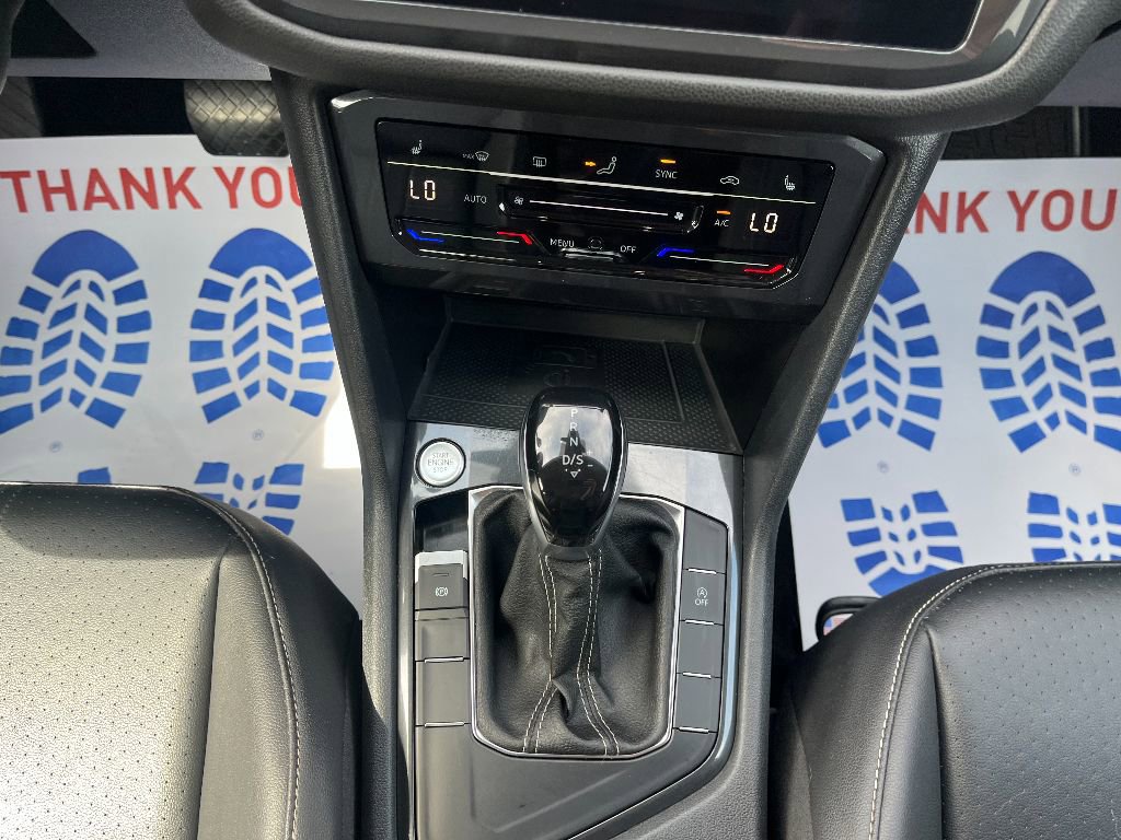 Used 2022 Volkswagen Tiguan SE image 22