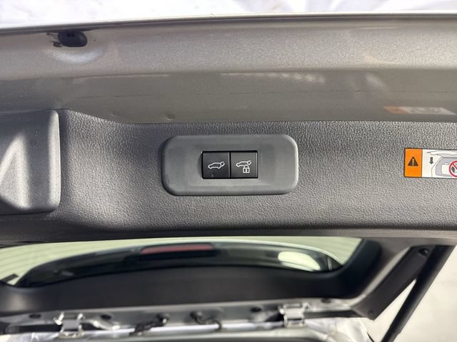 Certified 2025 Lexus TX 500h AWD w/ Technology Package image 37