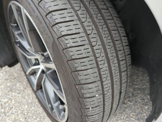 Certified 2022 BMW 330i xDrive Sedan w/ Convenience Package image 37