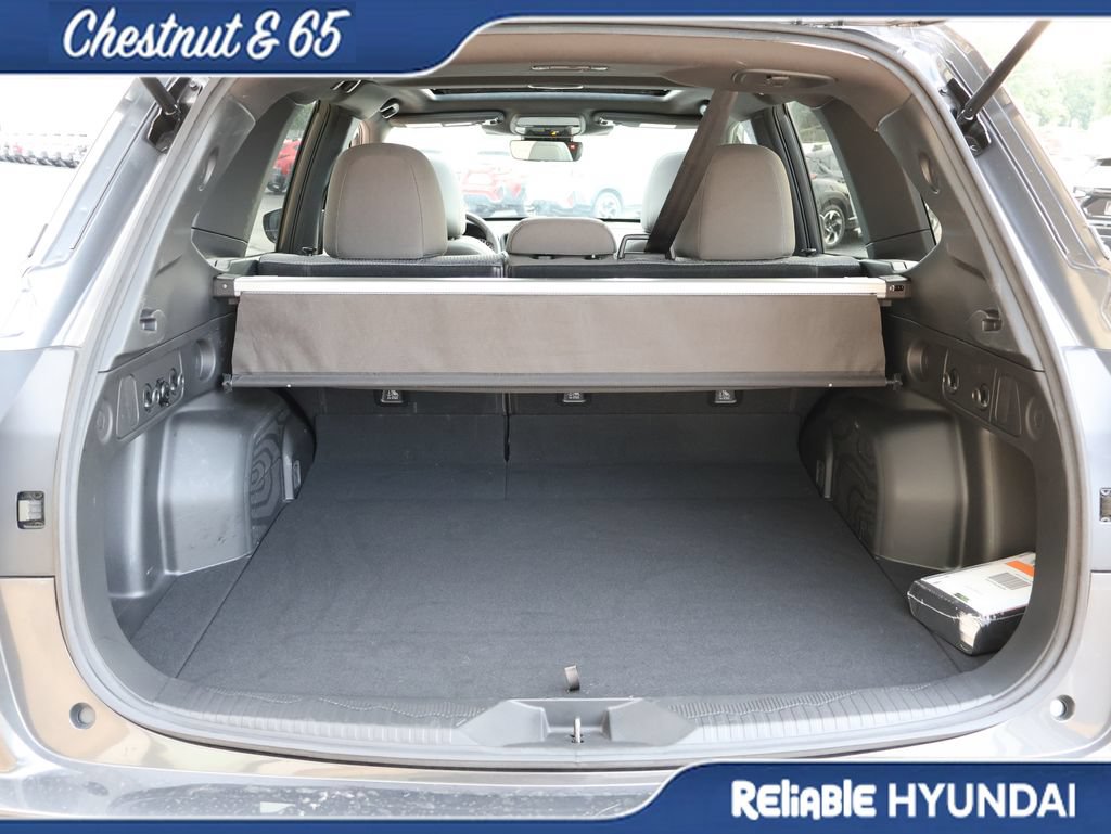 Used 2025 Subaru Forester Premium AWD/4WD image 14