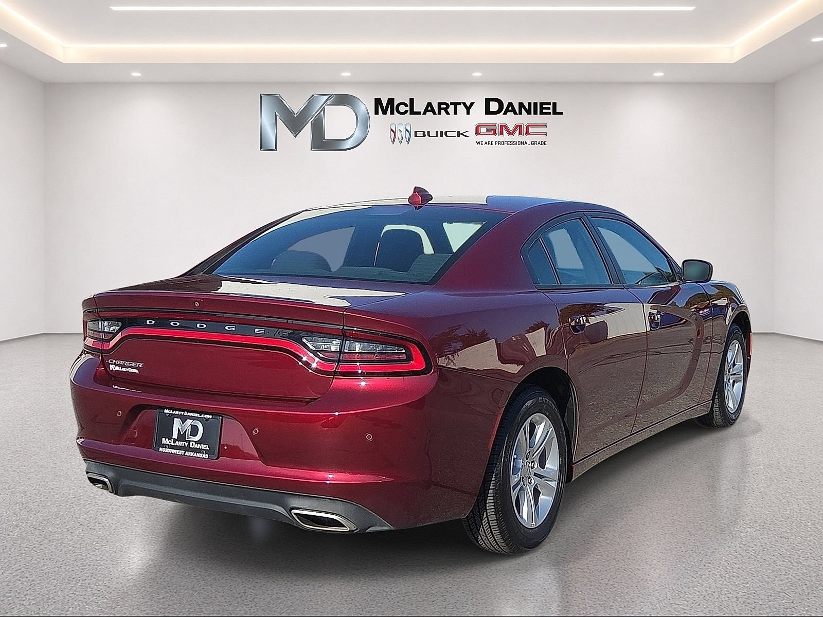 Used 2023 Dodge Charger SXT RWD image 14