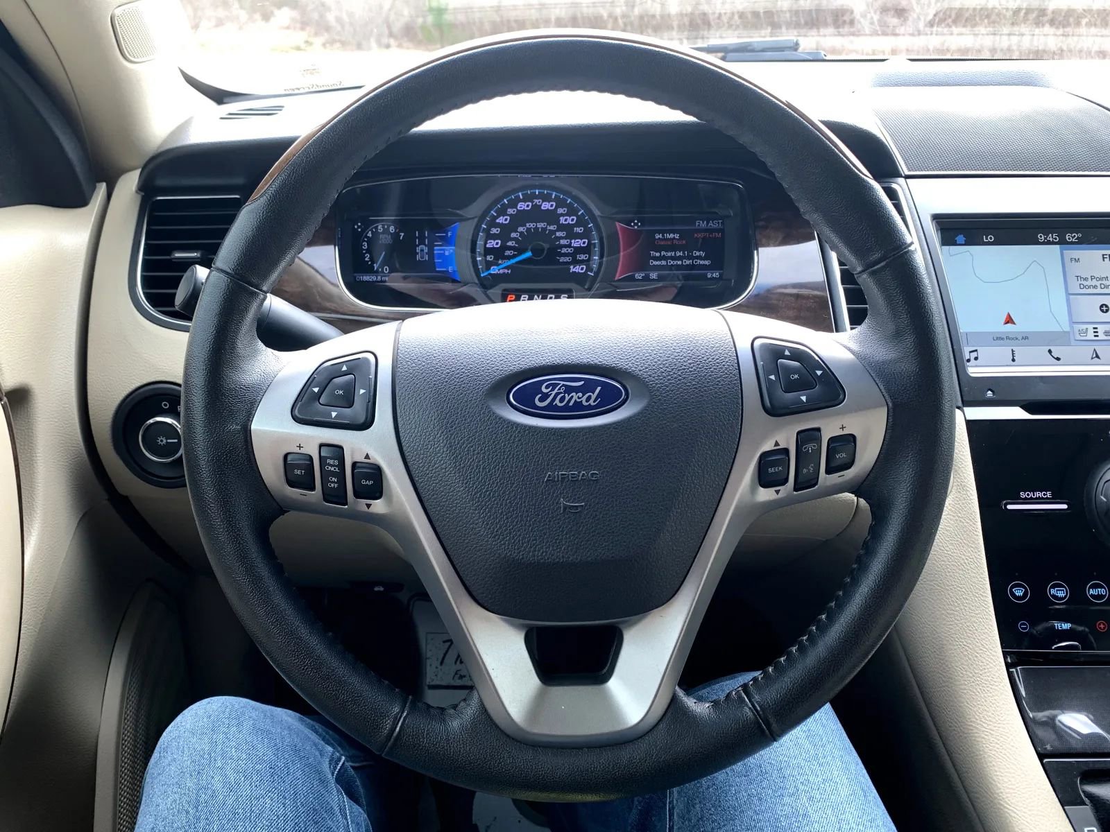 Used 2018 Ford Taurus Limited w/ Driver Assist Package image 18