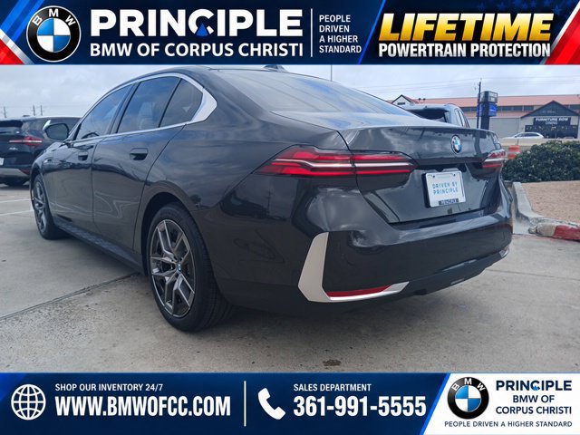 New 2026 BMW 530i RWD image 8