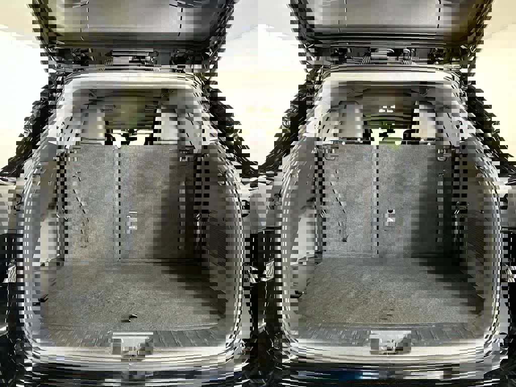 Used 2023 Toyota Highlander XLE image 21