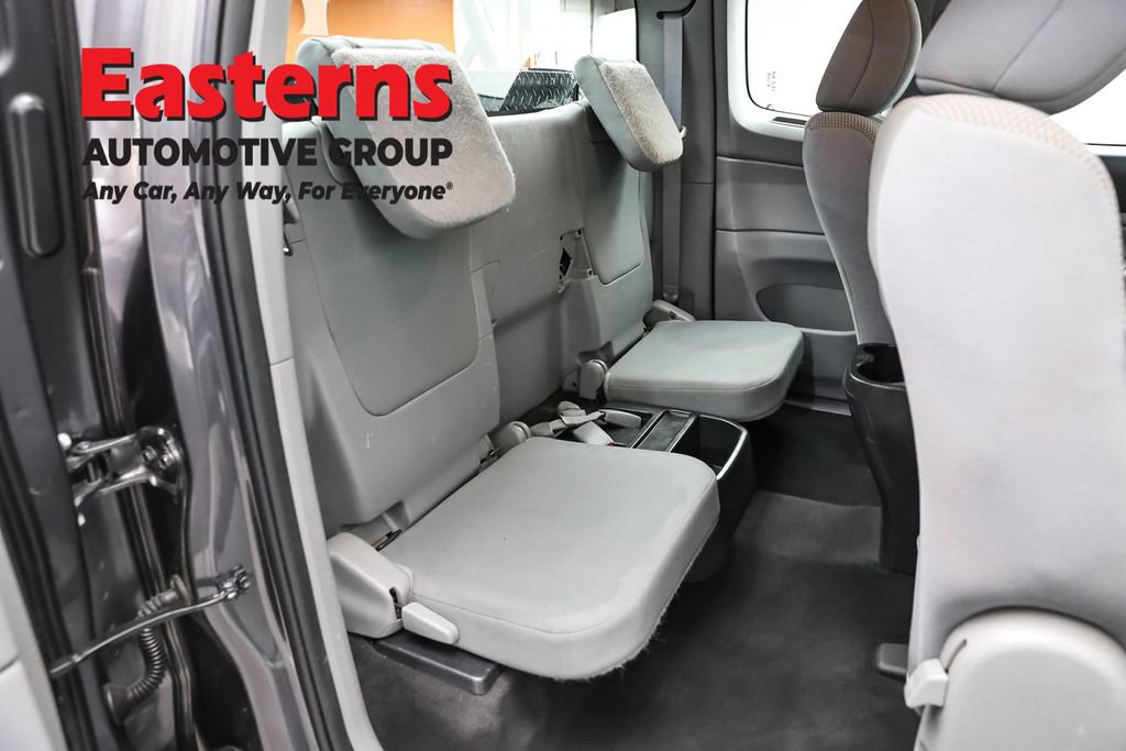 Used 2015 Toyota Tacoma 2WD Access Cab image 23