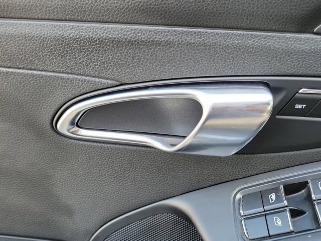 Used 2021 Porsche 718 Boxster image 31