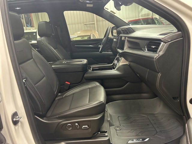 Used 2024 GMC Yukon Denali image 26