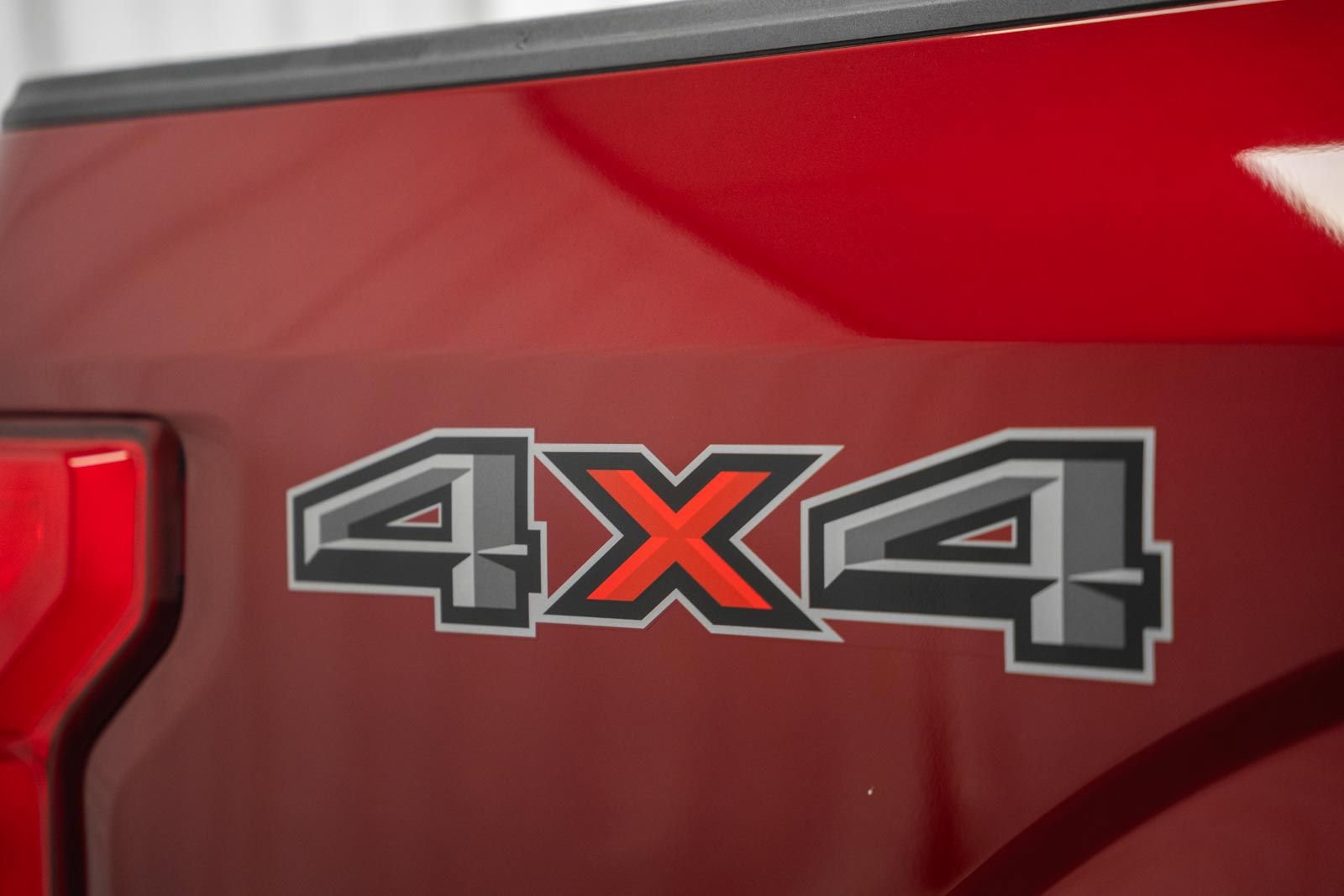 Used 2018 Ford F150 Lariat w/ Heavy-Duty Payload Package image 26