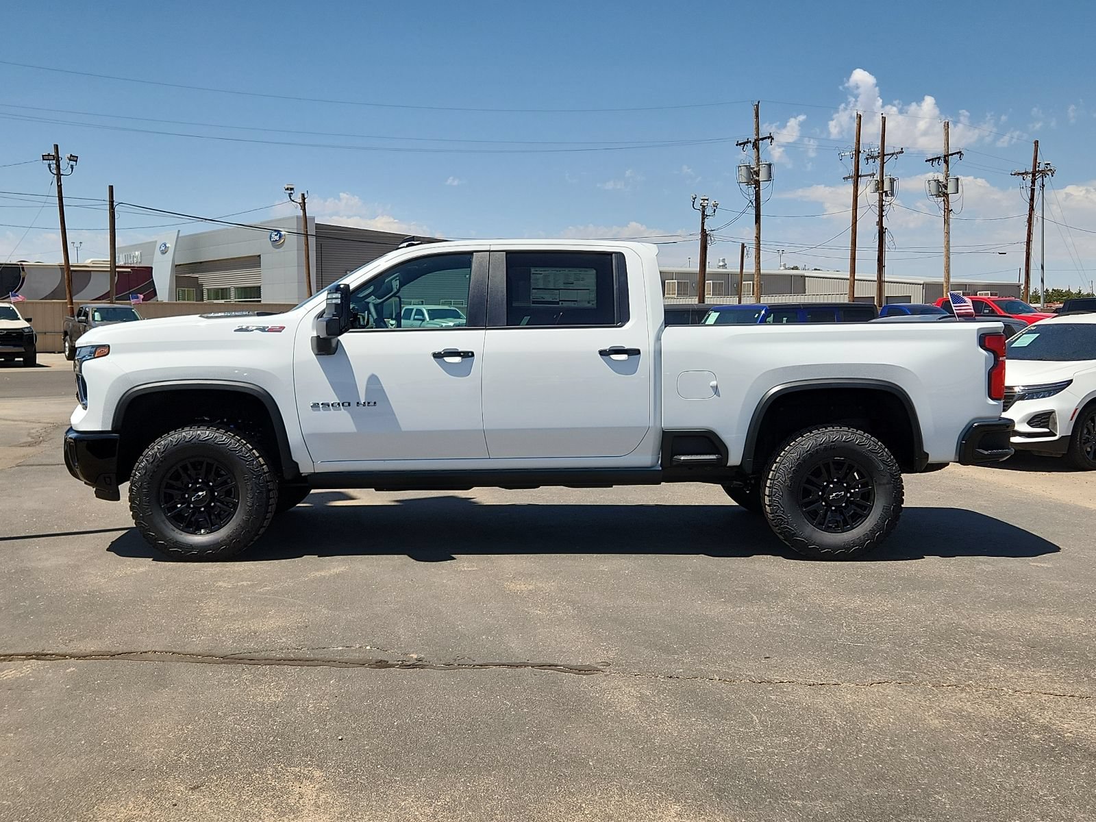 New 2026 Chevrolet Silverado 2500 ZR2 AWD/4WD image 2