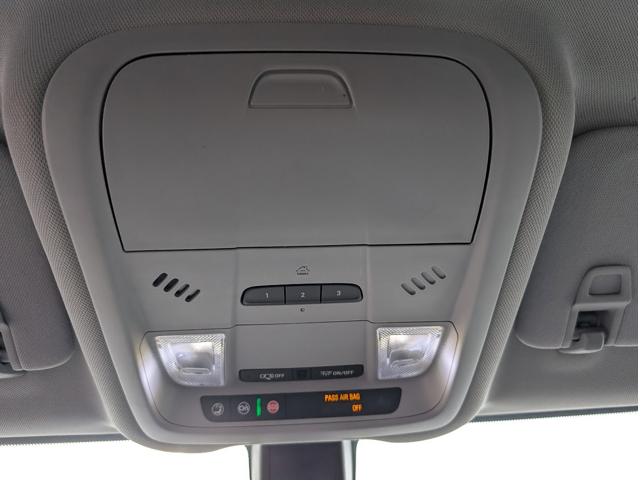 Used 2018 Chevrolet Equinox LT image 37