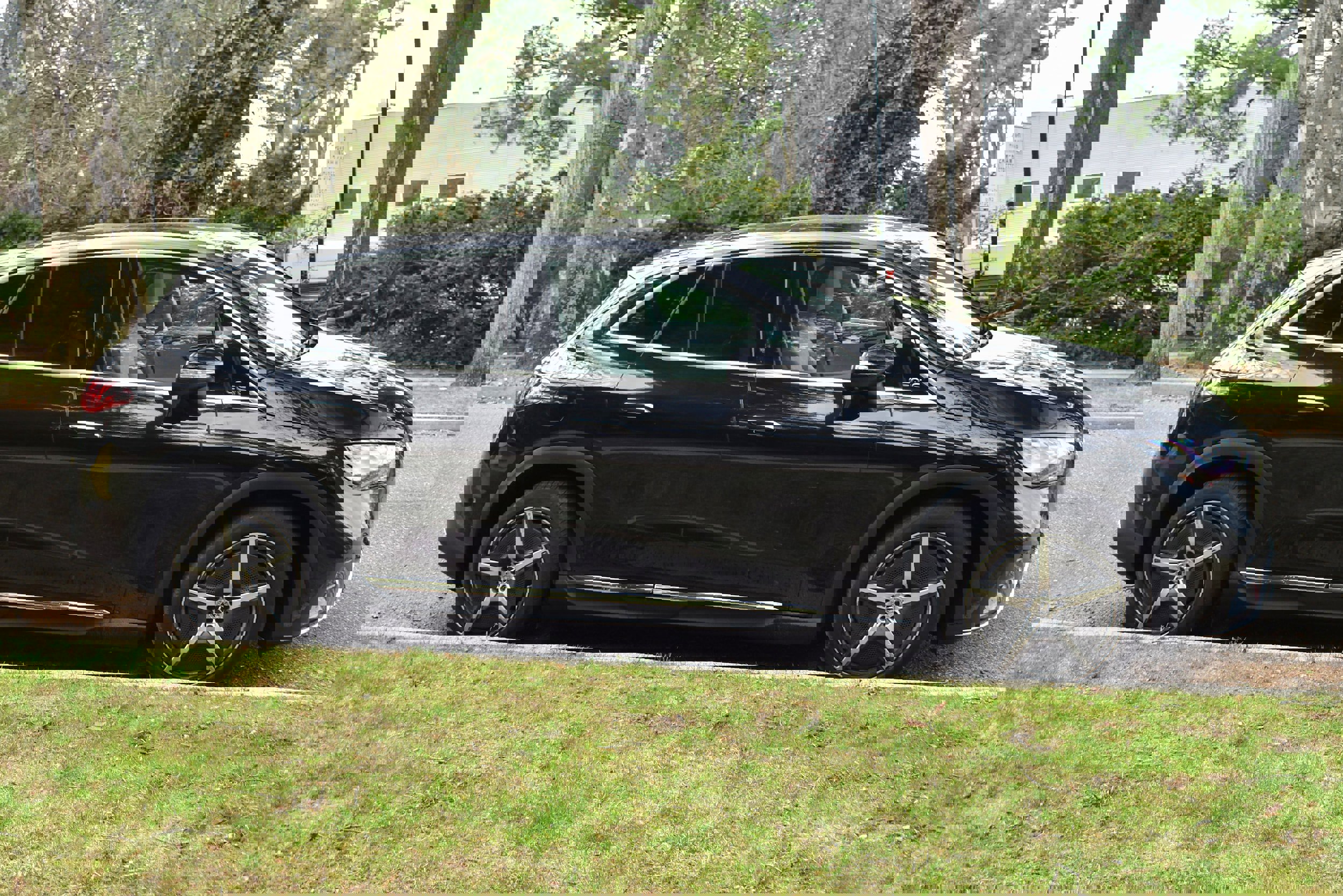 Used 2023 Mercedes-Benz EQE 500 4MATIC SUV image 10