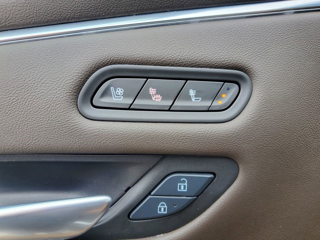 Certified 2024 Cadillac Escalade ESV Sport w/ LPO, ONYX Package image 16