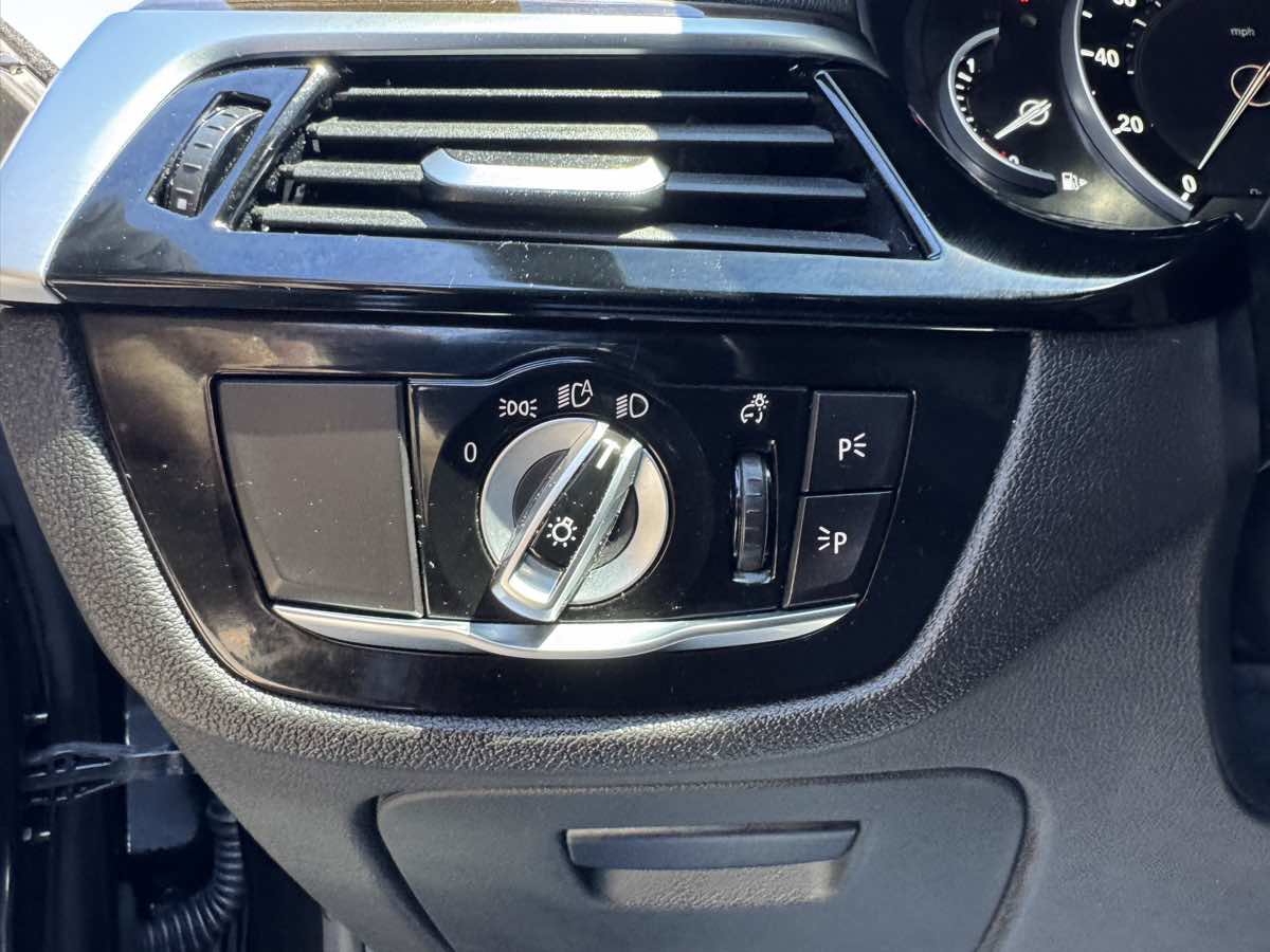 Used 2019 BMW 530i RWD image 10