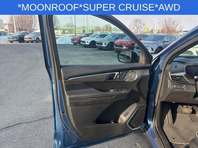Used 2025 Buick Enclave Avenir w/ Super Cruise Package image 26
