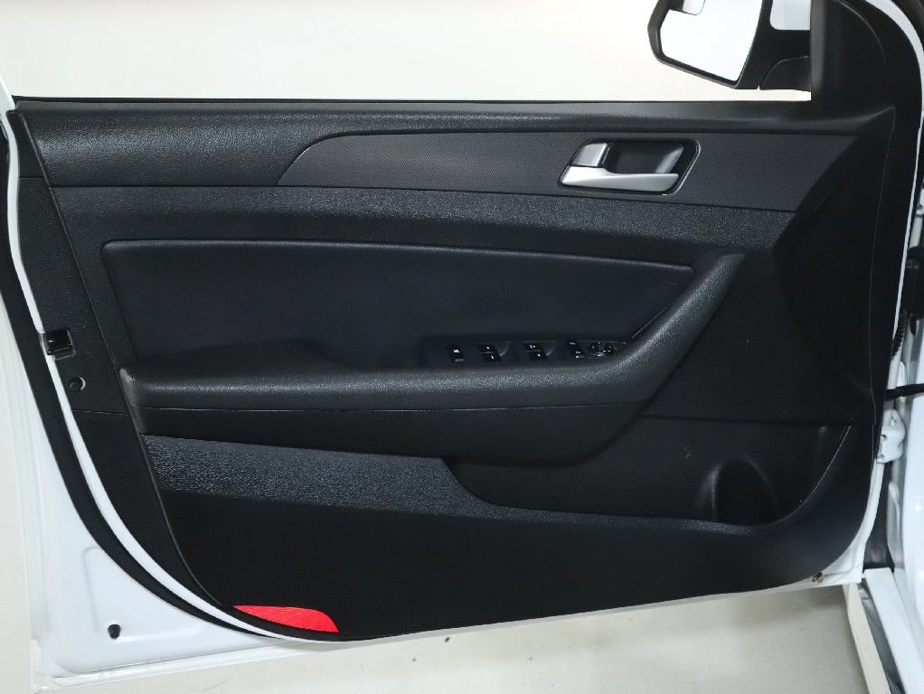 Used 2017 Hyundai Sonata Sport w/ Value Edition Package 02 FWD image 15